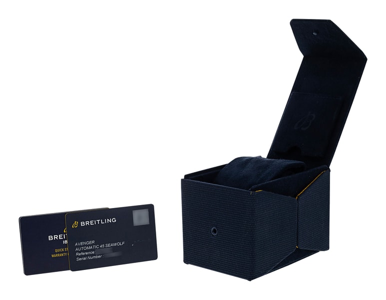 Breitling Avenger Automatic 45 A17319